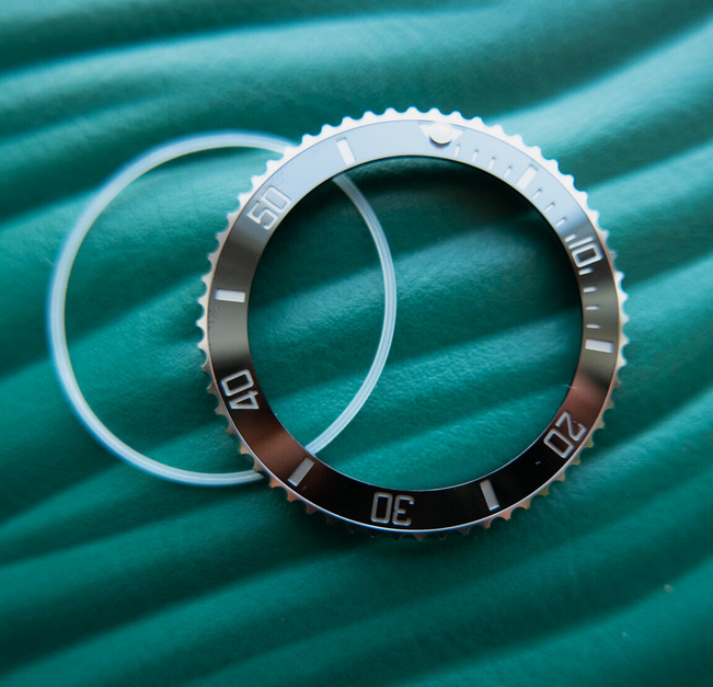 Ceramic and Stainless Steel Bezel Rolex Submariner 116610 LN Black Sub 40mm