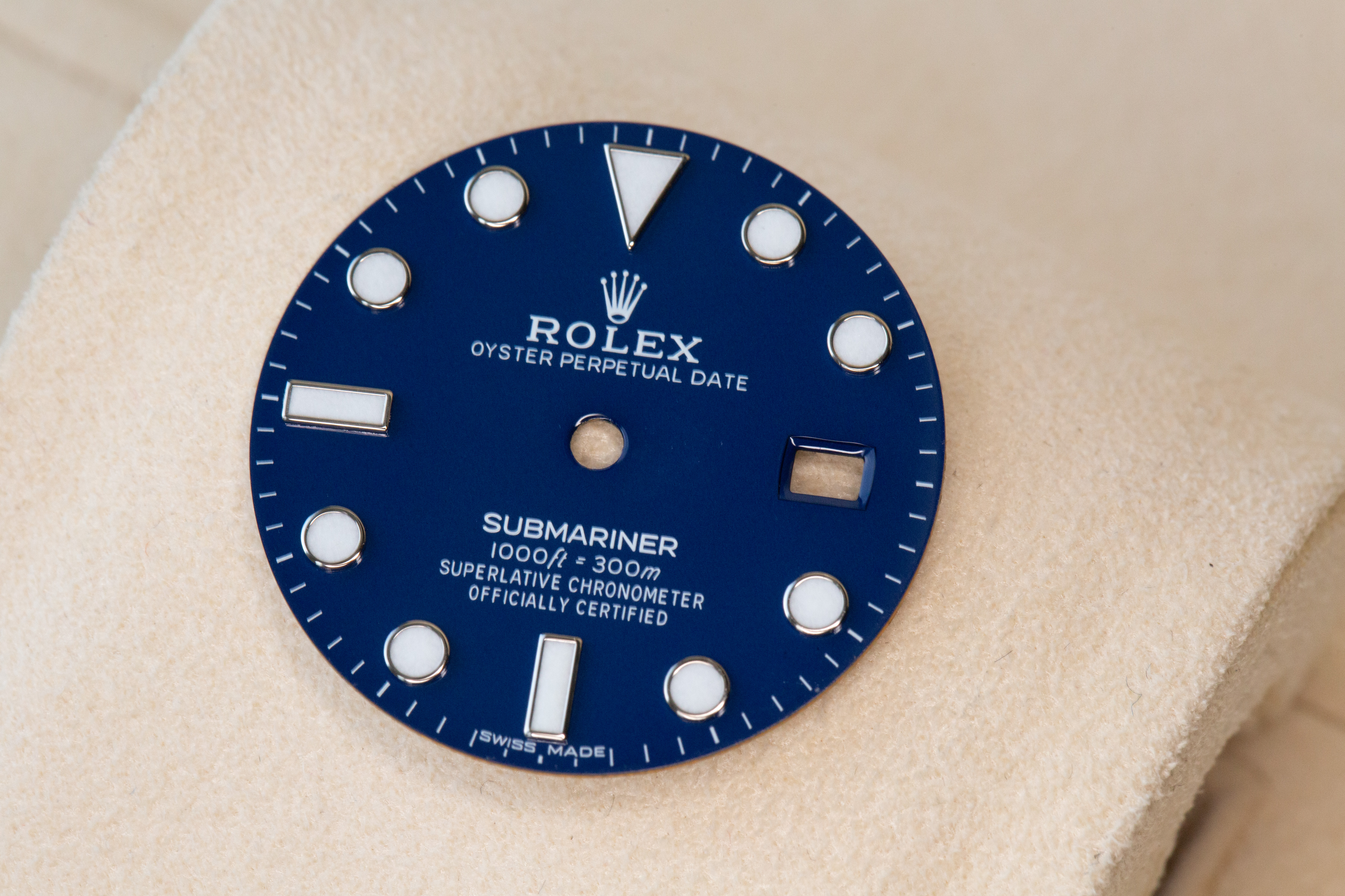 Rolex Submariner "Smurf" Blue Dial - Sunburst Blue Finish, White Gold Markers - Image 2